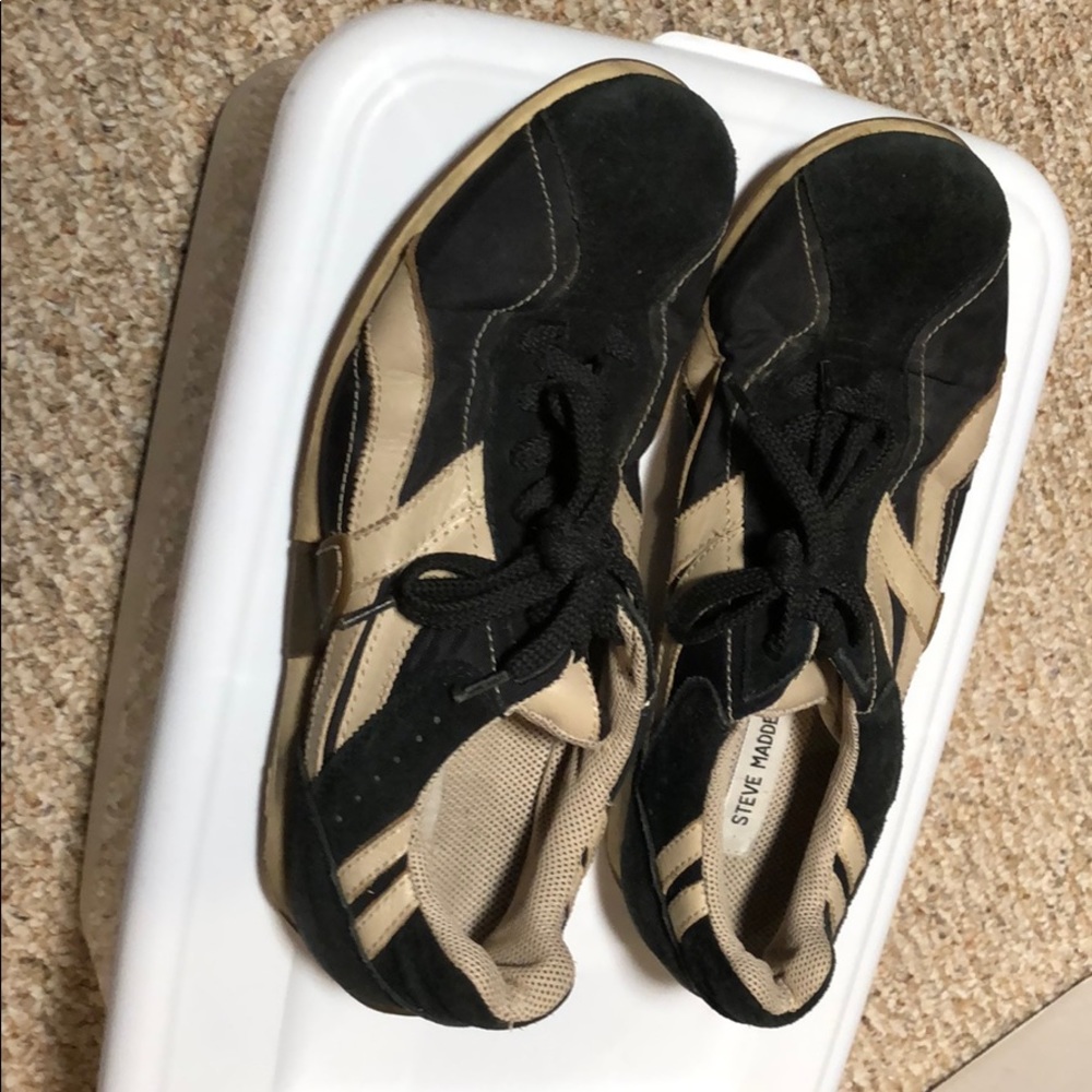 Men’s Steve Madden “Cruzer” shoe/sneaker, size 9